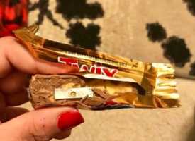 Trick-or-treater finds blade in Halloween candy